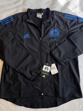 adidas Vintage 2003 Boston Marathon Black Jacket w/ Blue Accents & BAA Crest